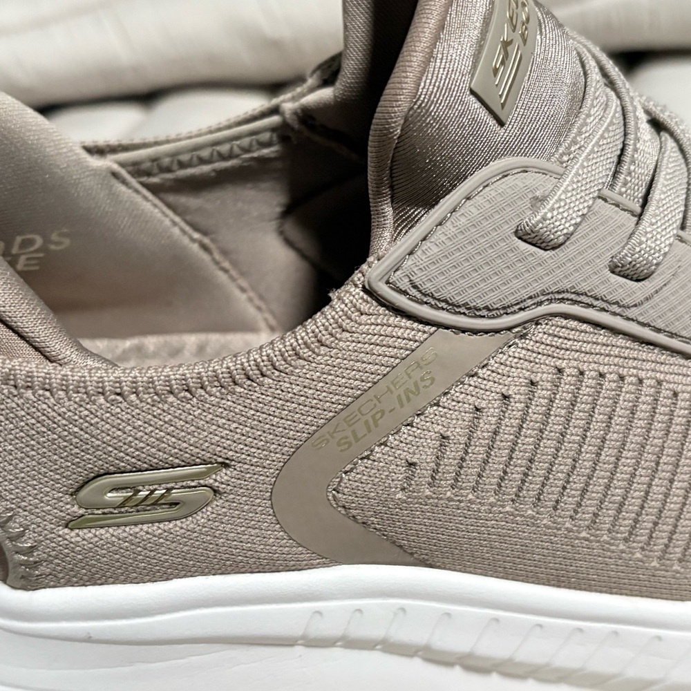 Skechers BOBS Taupe Knit Sneakers - Picture 9 of 9